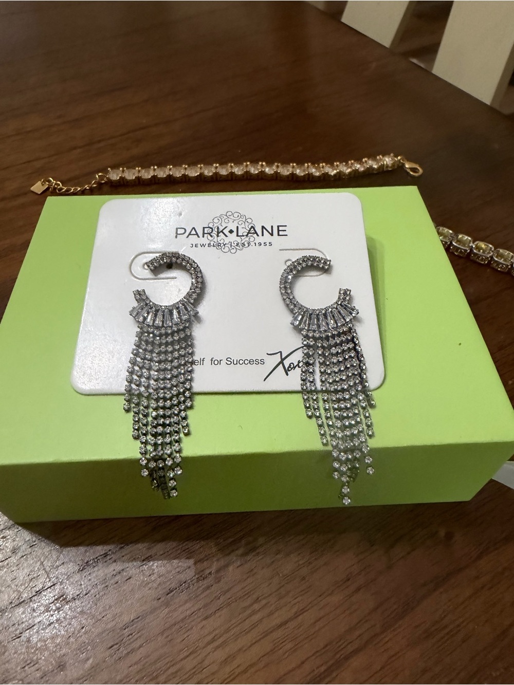 Park Lane
"Interstellar" earrings